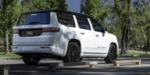 Jeep Wagoneer